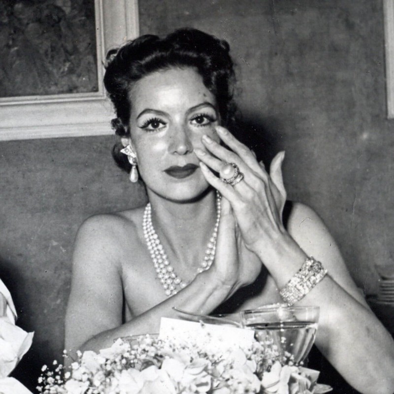 Bésame - María Félix Snake Compact With Powder {Special Edition) 